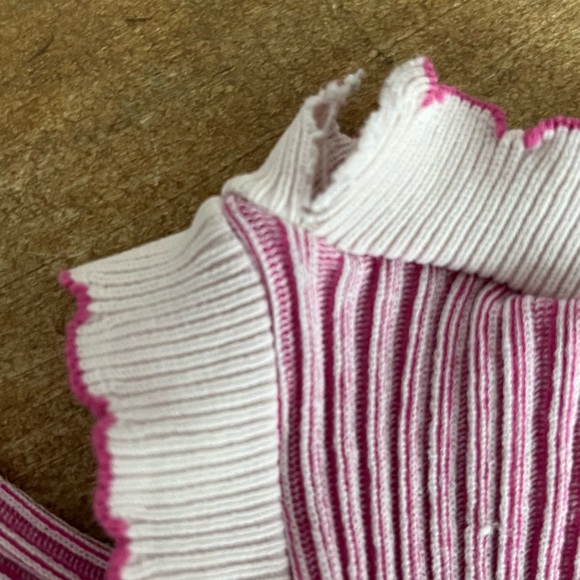 Vintage Striped Sleeveless Top in Pink and White - Picture 6 of 9